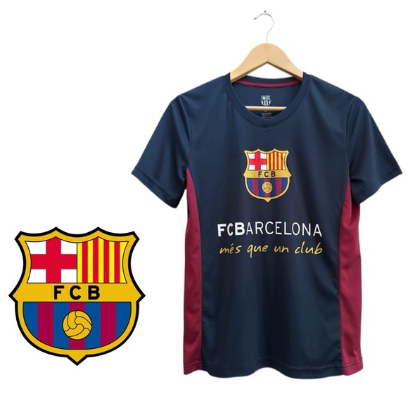 FC Barcelona Other - FC BARCELONA Navy Short Sleeve Shirt Barca Crest Soccer Football Boy Girl XL